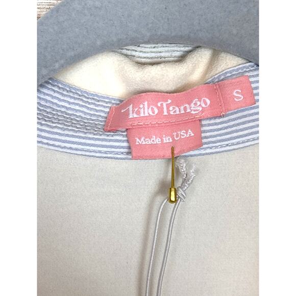 Kilo Tango Women’s S White Collared Sleeveless Polo Golf Shirt Top NEW - Picture 2 of 7